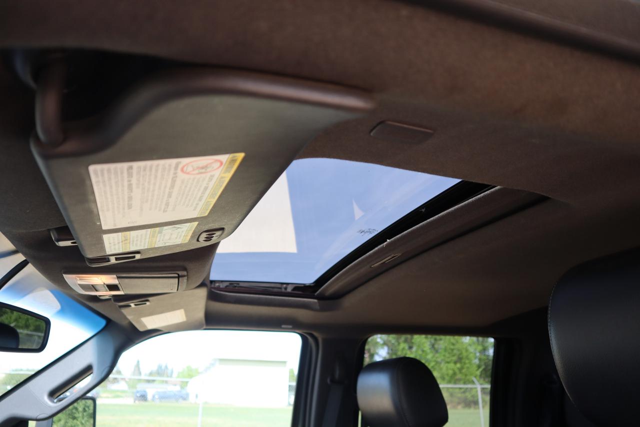 2016 Ford F-350 Super Duty SRW Lariat Photo5