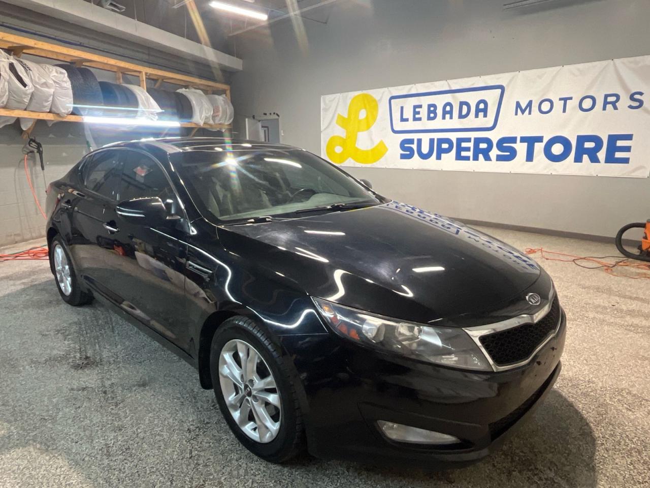 Used 2012 Kia Optima EX * Sunroof * Leather Seats * Leather Wrapped Steering Wheel * Push Start * ECO Mode * Keyless Entry * Power * Locks / Windows / Seats / Mirrors * He for sale in Cambridge, ON