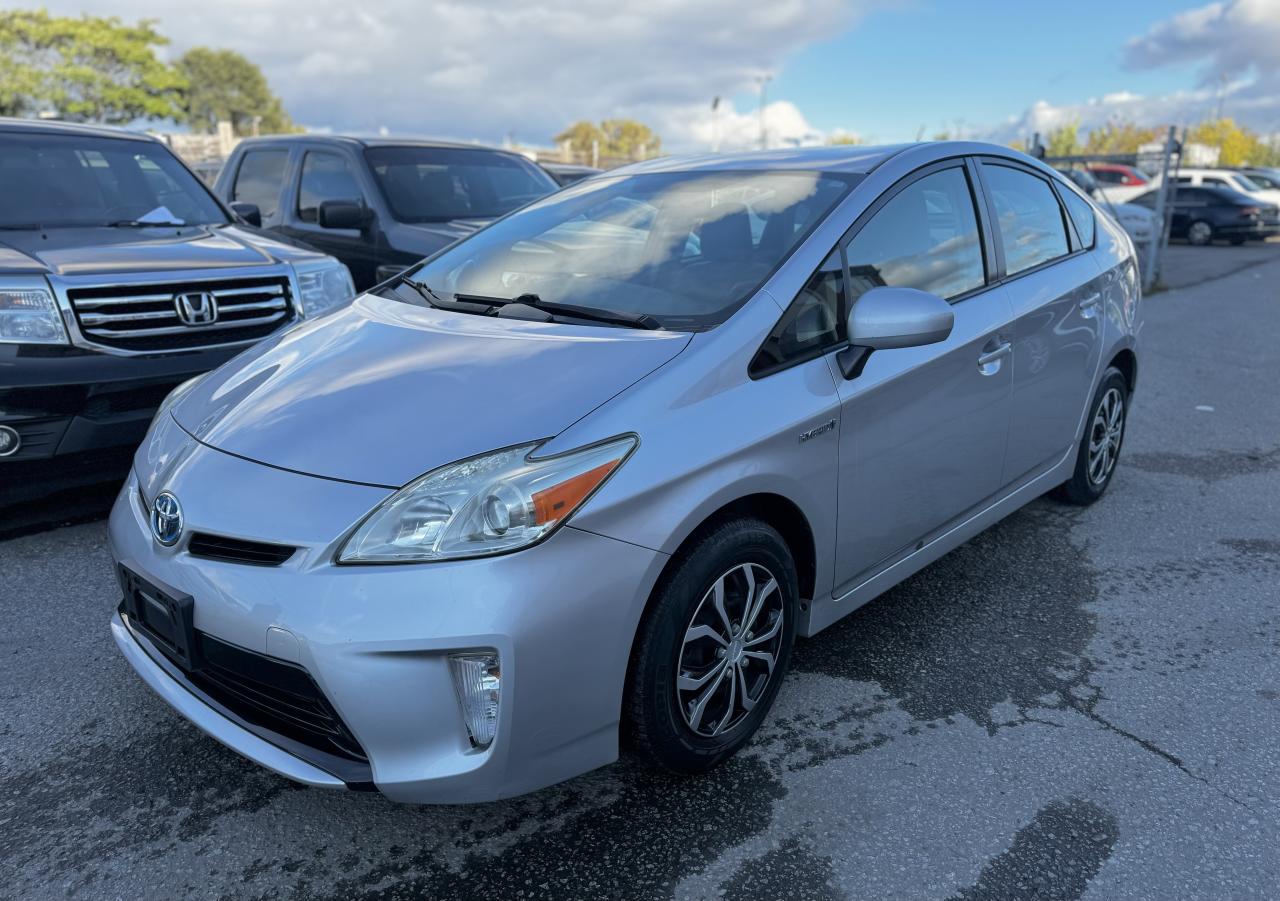 Used 2012 Toyota Prius Hybrid for sale in Brampton, ON