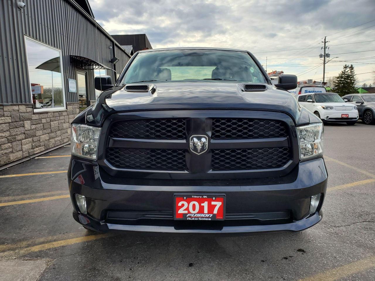 2017 RAM 1500 4WD"Express-TOW PKG-SAT.RADIO-SPRAY IN BEDLINER - Photo #7