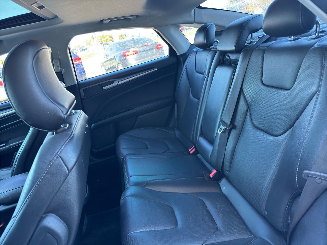 2016 Ford Fusion Titanium Photo