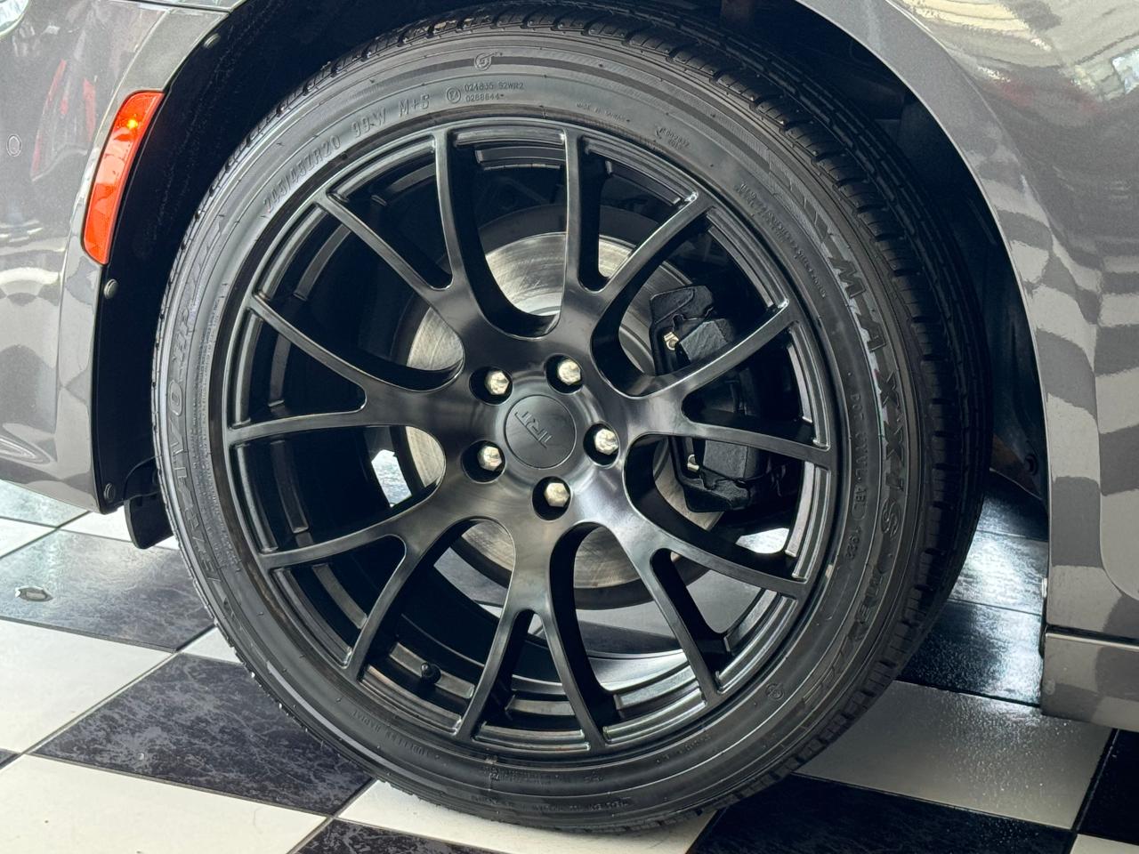 2019 Chrysler 300 S+New Brakes+Adaptive Cruise+BSM+CLEAN CARFAX - Photo #60