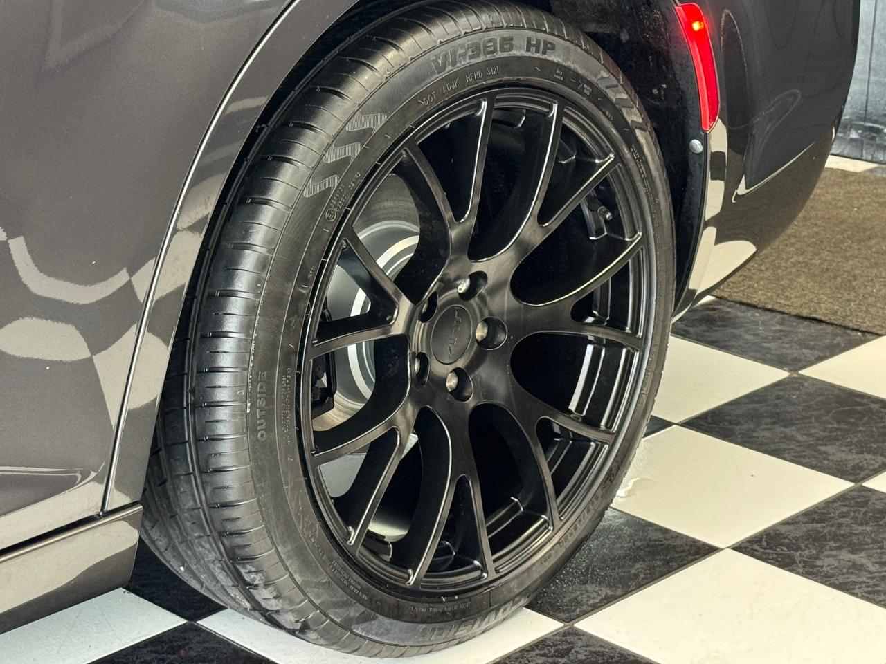 2019 Chrysler 300 S+New Brakes+Adaptive Cruise+BSM+CLEAN CARFAX - Photo #61