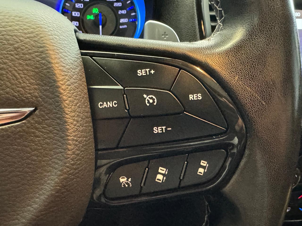 2019 Chrysler 300 S+New Brakes+Adaptive Cruise+BSM+CLEAN CARFAX - Photo #5