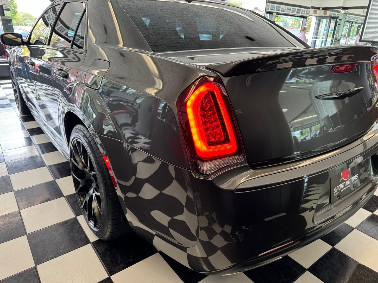 2019 Chrysler 300 S+New Brakes+Adaptive Cruise+BSM+CLEAN CARFAX - Photo #46
