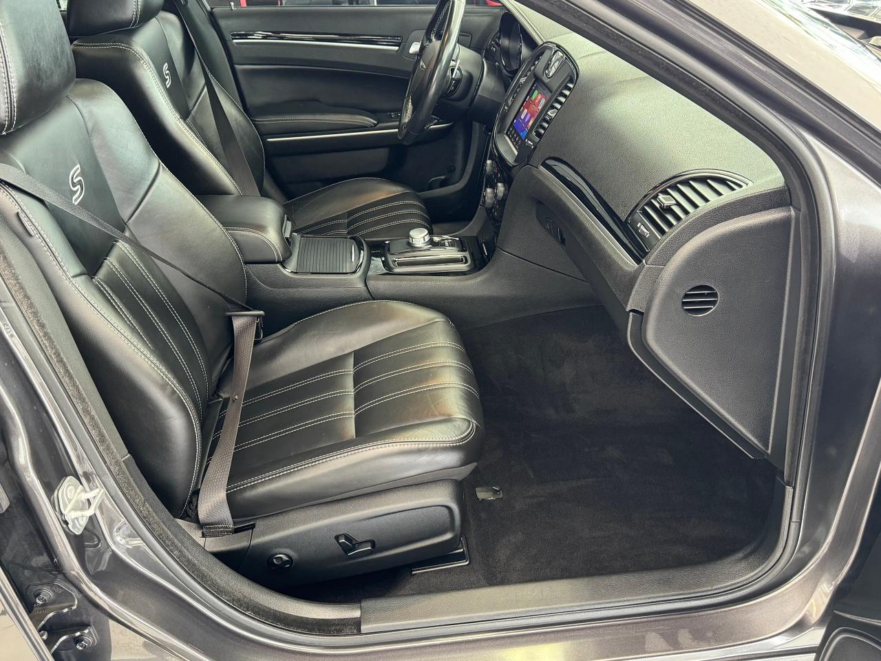 2019 Chrysler 300 S+New Brakes+Adaptive Cruise+BSM+CLEAN CARFAX Photo97