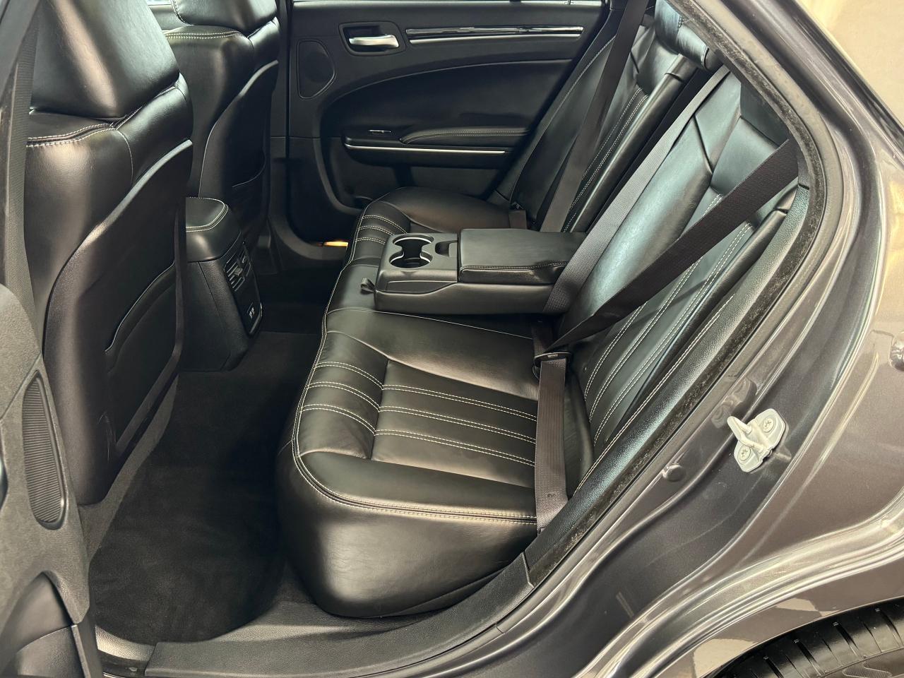 2019 Chrysler 300 S+New Brakes+Adaptive Cruise+BSM+CLEAN CARFAX - Photo #28