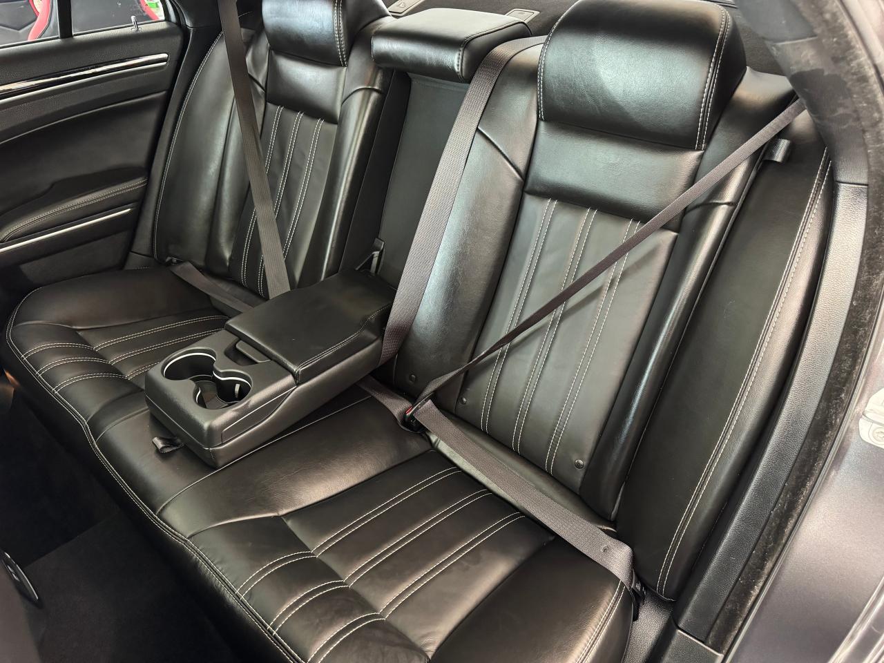 2019 Chrysler 300 S+New Brakes+Adaptive Cruise+BSM+CLEAN CARFAX - Photo #29