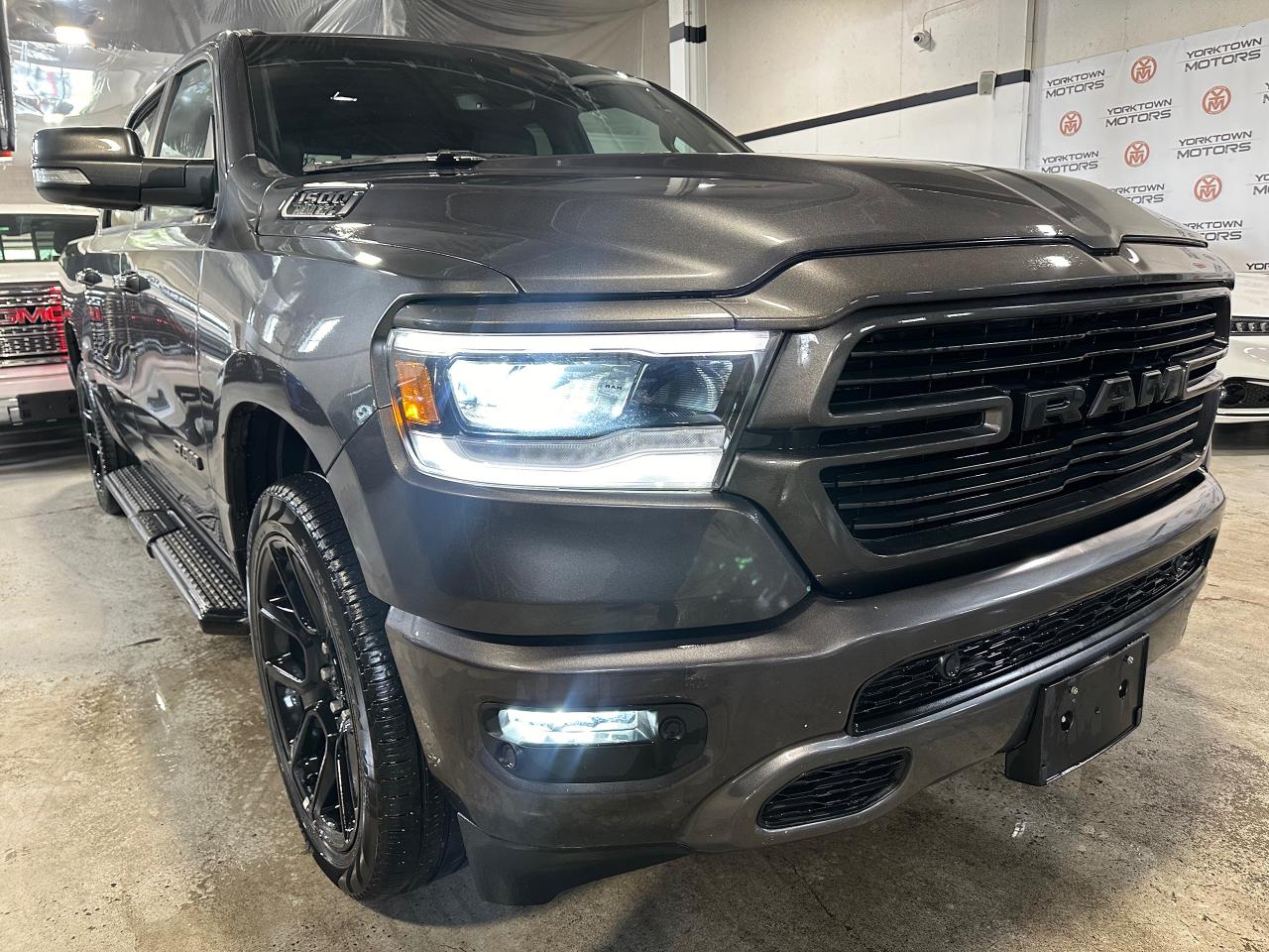 2022 RAM 1500 SPORT 4X4 CREW CAB 5'7" BOX Photo3