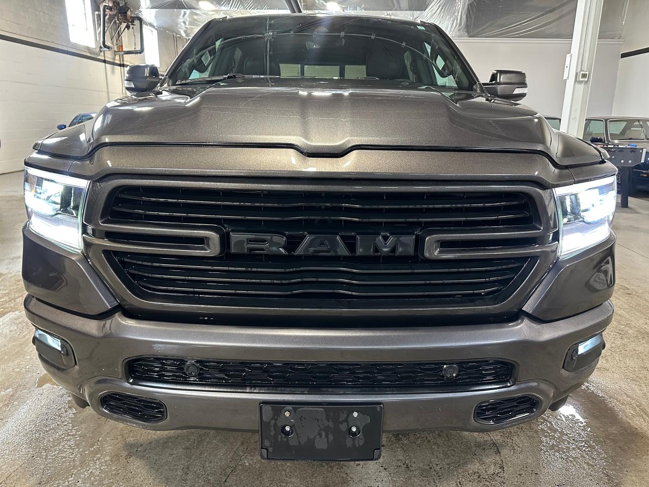 2022 RAM 1500 SPORT 4X4 CREW CAB 5'7" BOX Photo2
