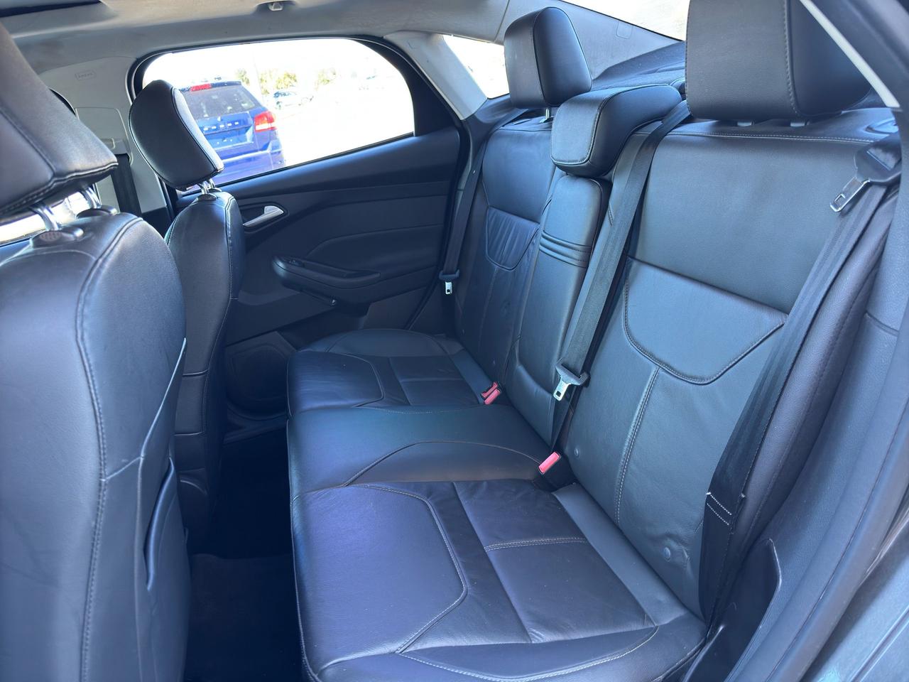 2015 Ford Focus Titanium Photo