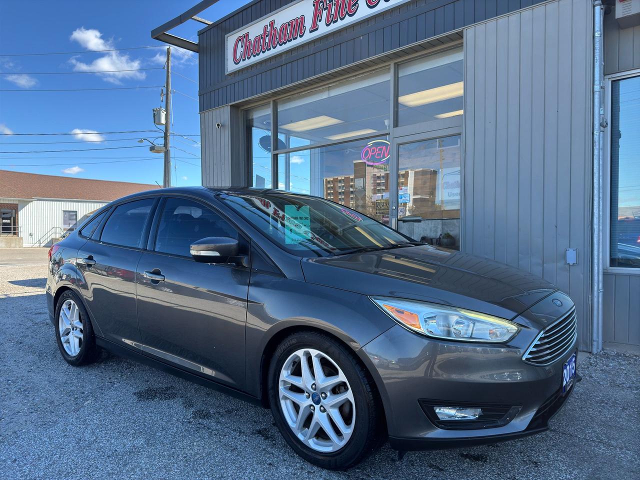 2015 Ford Focus Titanium - Photo #3