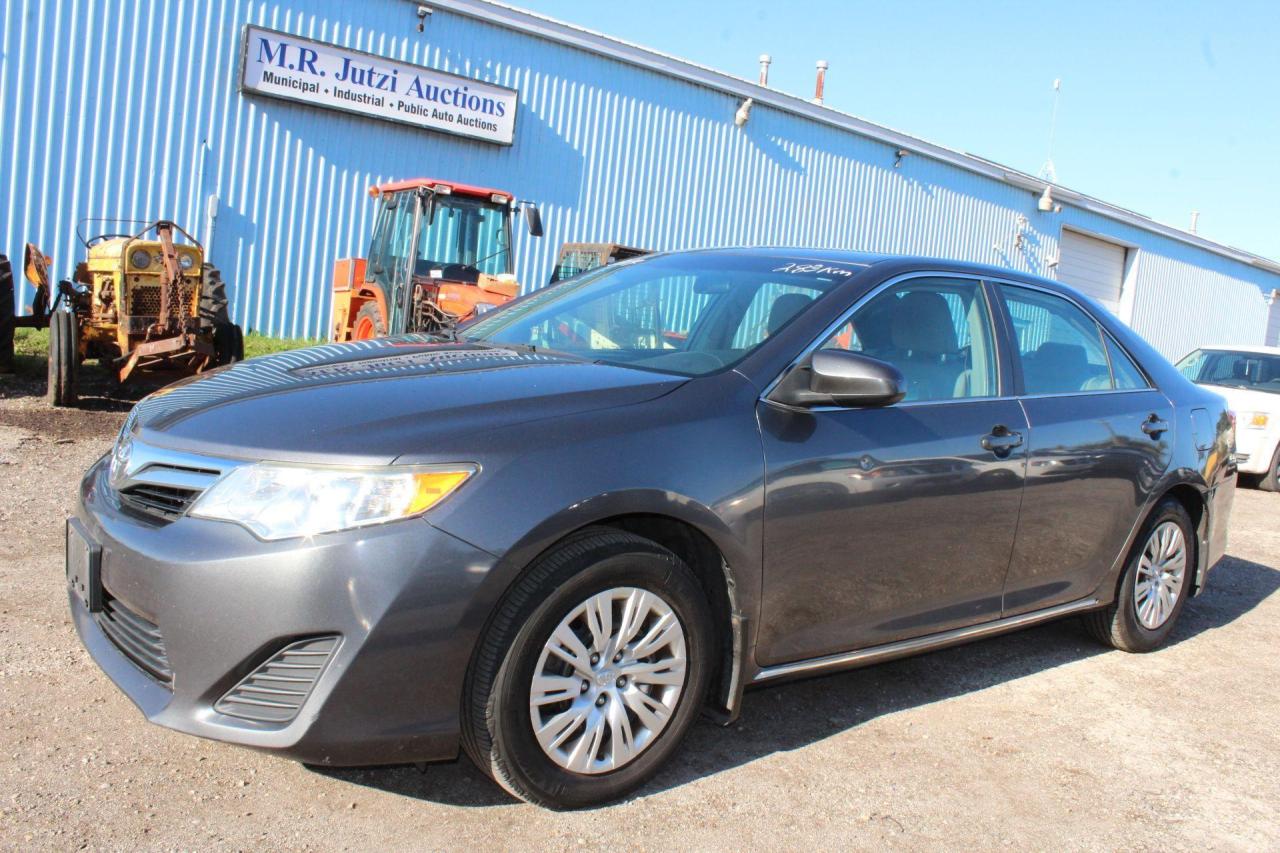 Used 2014 Toyota Camry  for sale in Breslau, ON