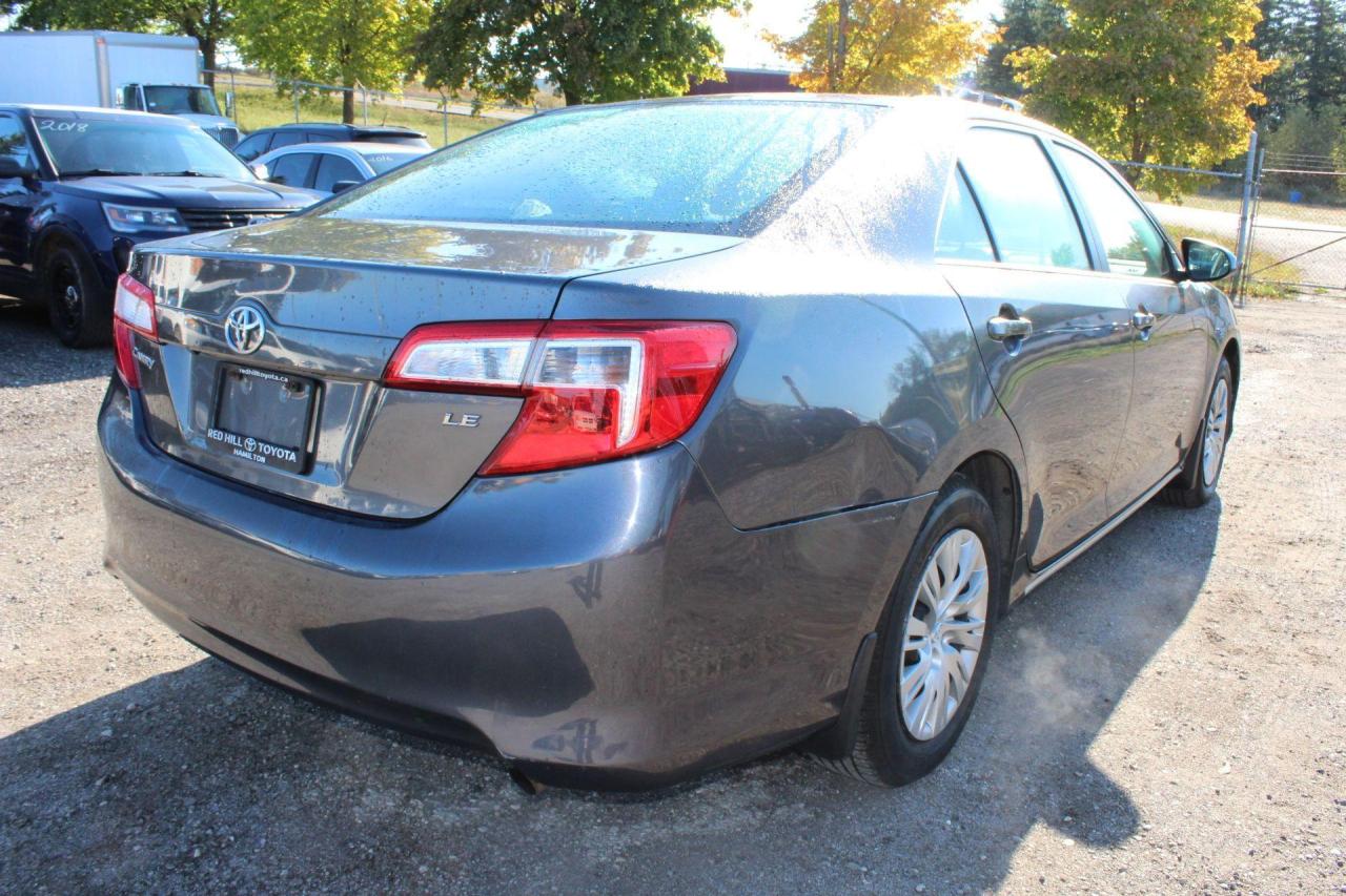 2014 Toyota Camry  Photo2