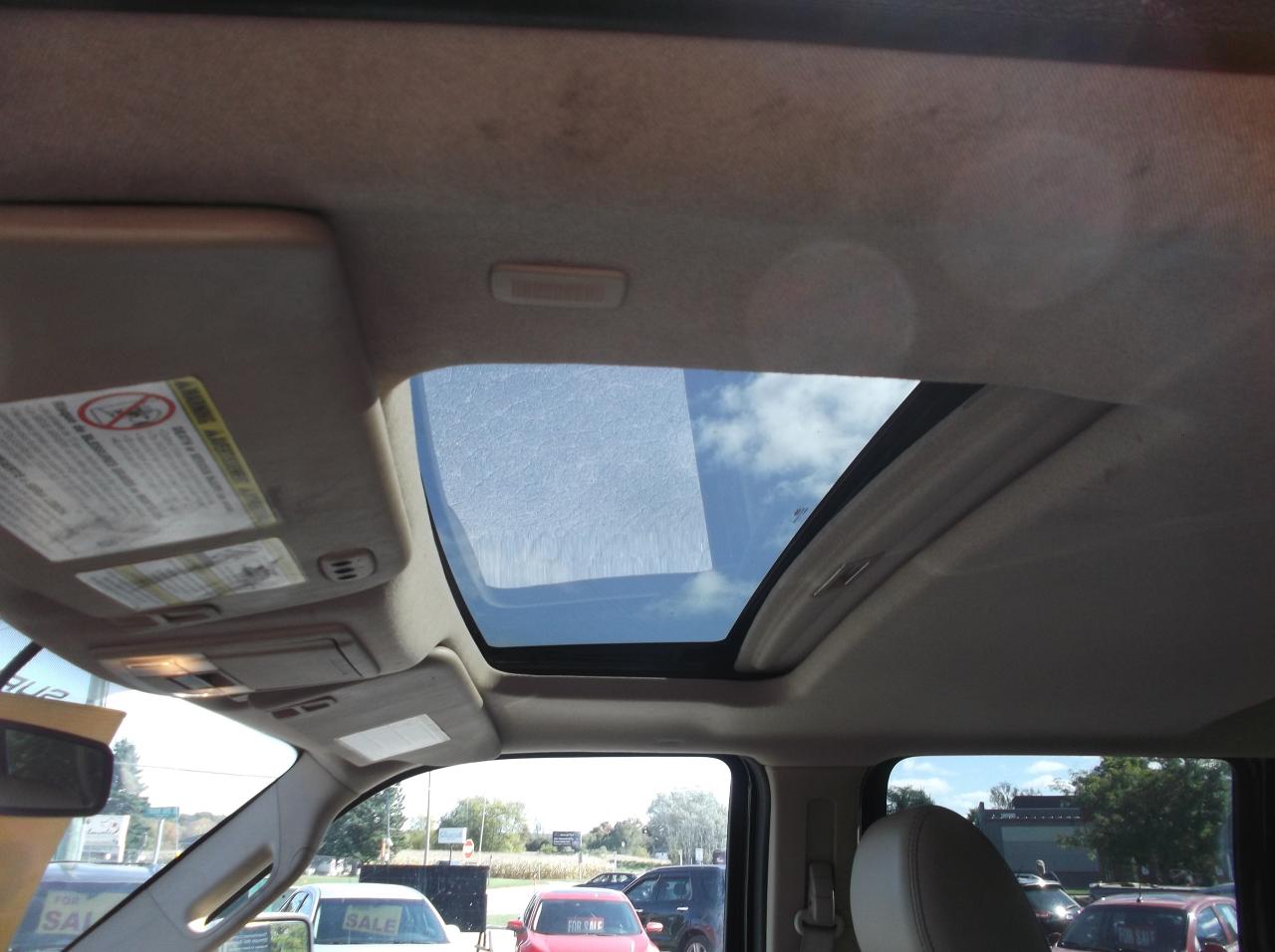 2011 Ford F-250 4X4 SUPPER DUTY 4 D00R LARIAT - Photo #9