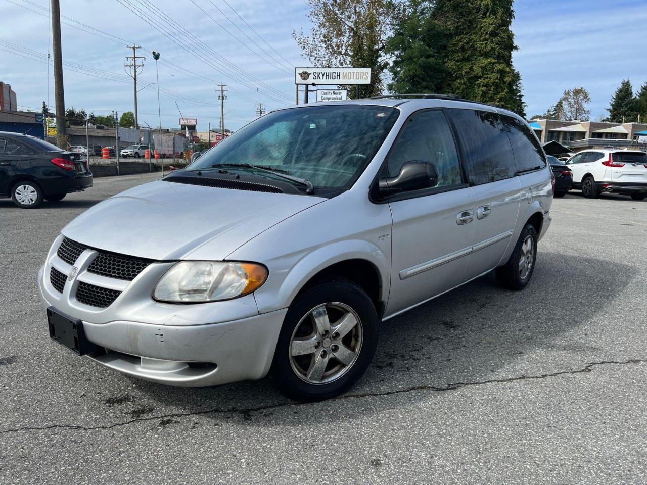 2004 Dodge Grand Caravan SXT - Photo #1