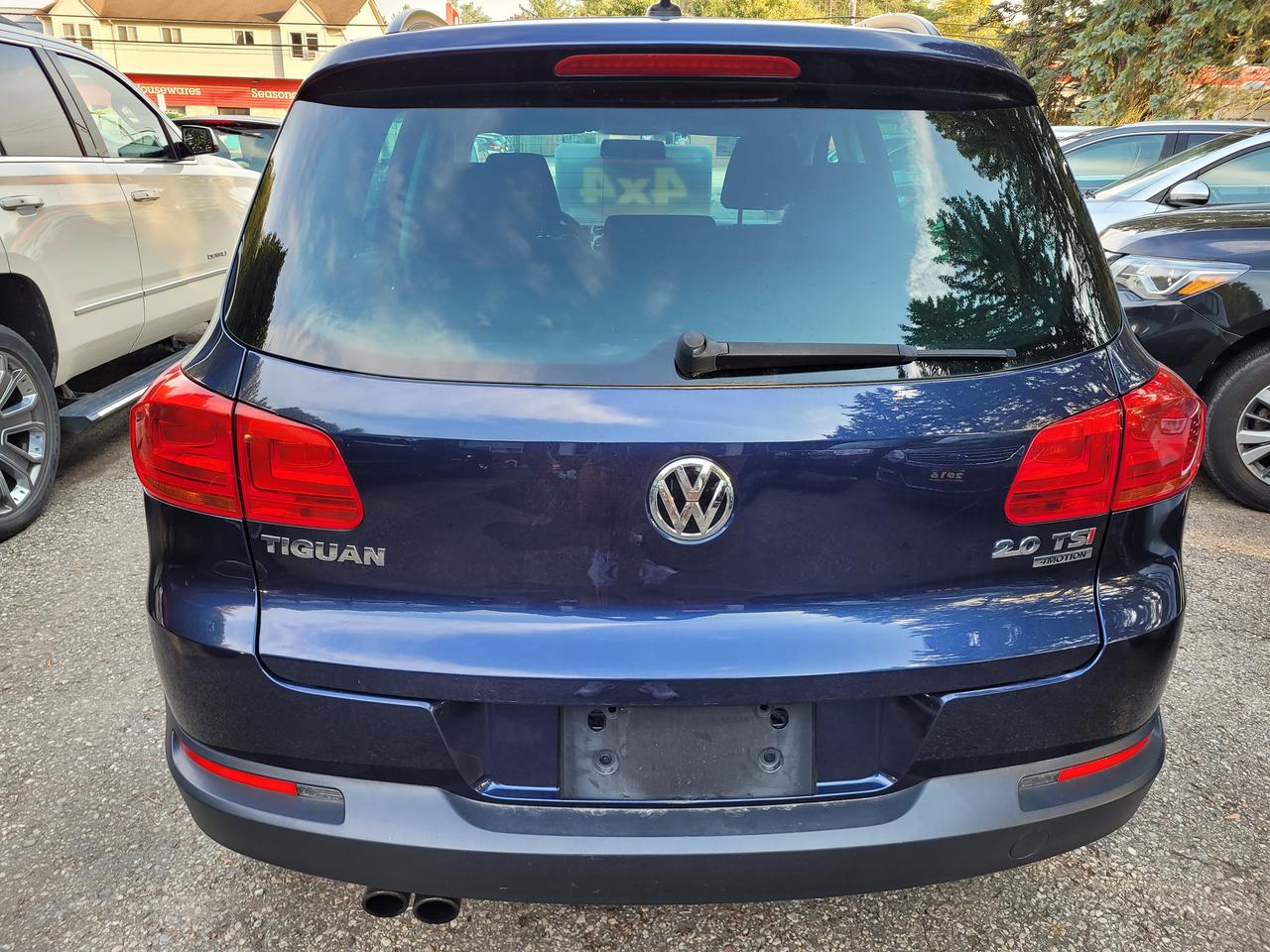 2015 Volkswagen Tiguan 4MOTION 4dr Auto Comfortline Good CarFax Trades OK Photo3