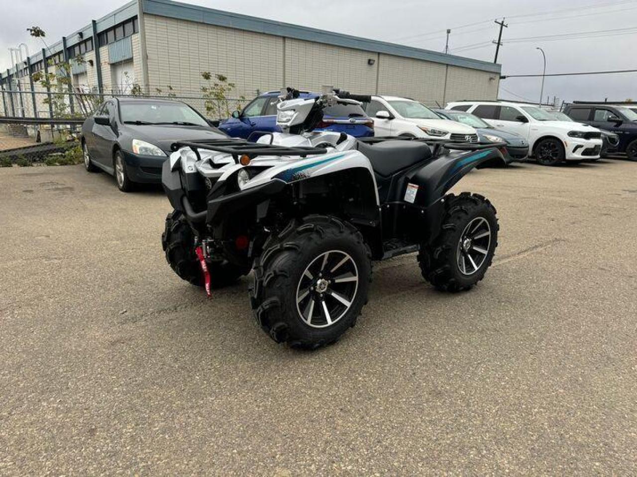 2024 Yamaha Grizzly 700 EPS SE $114 B/W