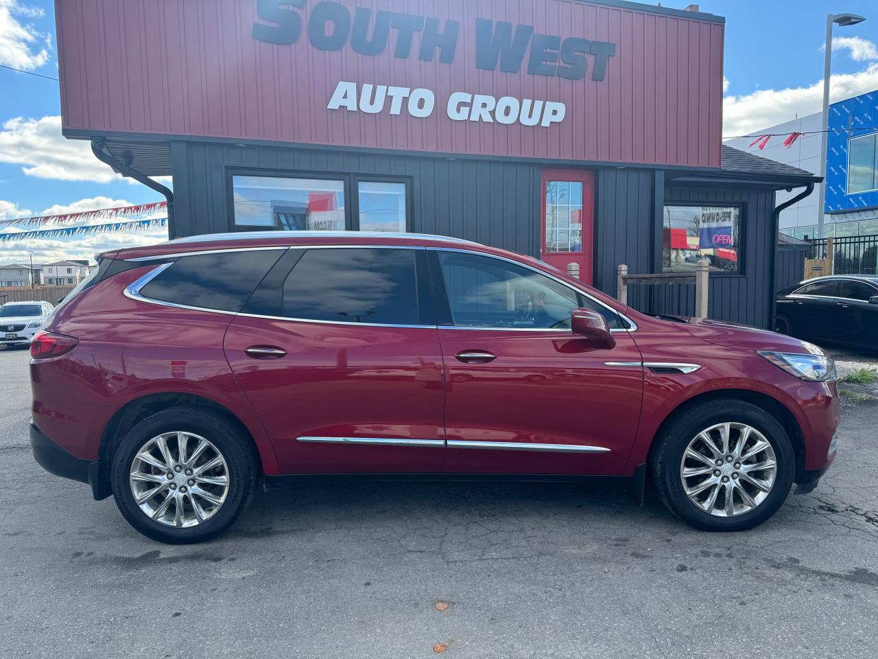 2018 Buick Enclave Premium AWD - Photo #2