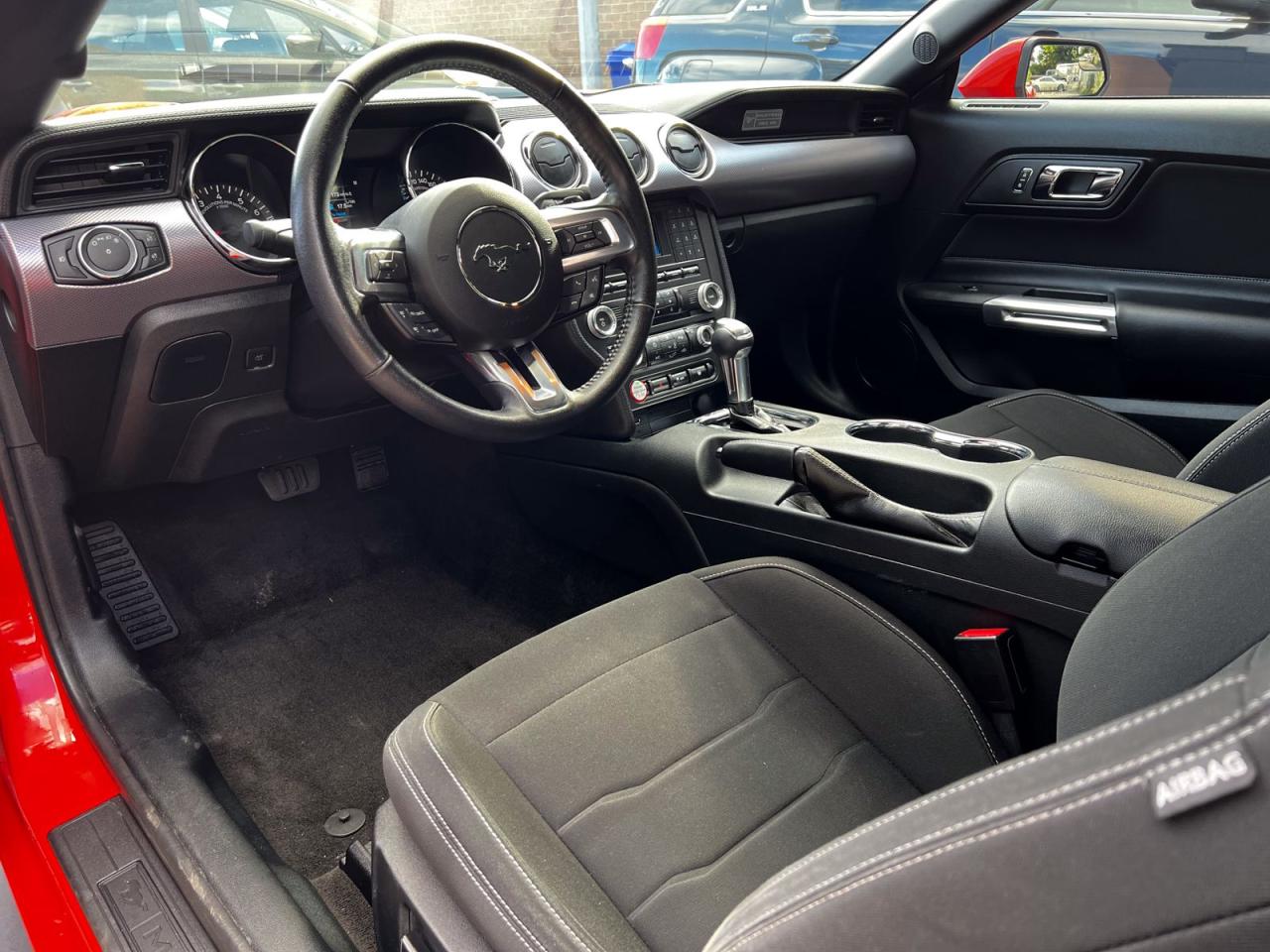 2016 Ford Mustang ECOBOOST COUPE - Photo #16