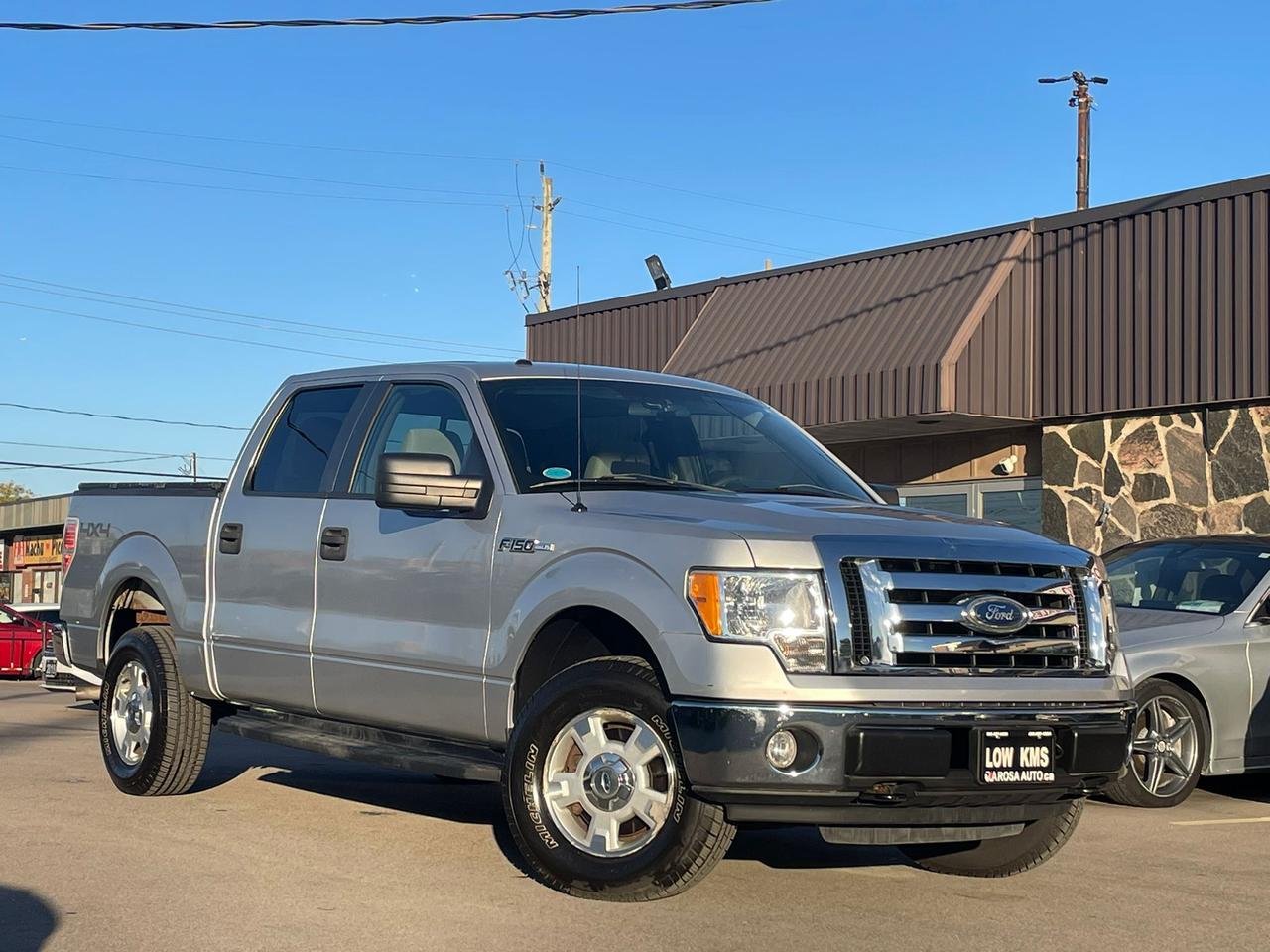 <p class=MsoNormal><span lang=EN style=font-size: 14.0pt; line-height: 107%; font-family: Times New Roman,serif; mso-fareast-font-family: Times New Roman; mso-ansi-language: EN; mso-fareast-language: EN-CA;>PLEASE CALL/ TEXT ROSA AUTO SALES @ 905 337 9339 FOR ANY INQUIRY</span></p><p class=MsoNormal><span style=font-size: 14.0pt; line-height: 107%; font-family: Times New Roman,serif; mso-fareast-font-family: Times New Roman; mso-fareast-language: EN-CA;>Finance available&nbsp; &nbsp;SOME CONDITIONS APPLY</span></p><p class=MsoNormal><span style=font-size: 14.0pt; line-height: 107%; font-family: Times New Roman,serif; mso-fareast-font-family: Times New Roman; mso-fareast-language: EN-CA;>4WD SuperCrew 145 XLT LOW KM ONLY 150106 KM ,RUNNING BOARDS , POWER WINDOWS, POWER LOCK,OWER MIRRORS, KEYLSS FOB , AC, 6 PASSENGERS</span></p><p class=MsoNormal><span style=font-size: 14.0pt; line-height: 107%; font-family: Times New Roman,serif; mso-fareast-font-family: Times New Roman; mso-fareast-language: EN-CA;>hard cover tonneau cover</span></p><p class=MsoNormal><span style=font-size: 14.0pt; line-height: 107%; font-family: Times New Roman,serif; mso-fareast-font-family: Times New Roman; mso-fareast-language: EN-CA;>CAR FAX LINK AVAILABLE ON WEBSITE</span></p><p class=MsoNormal><span style=font-size: 14.0pt; line-height: 107%; font-family: Times New Roman,serif; mso-fareast-font-family: Times New Roman; mso-fareast-language: EN-CA;>SAFETY ONLY $499+TAX</span></p><p class=MsoNormal><span style=font-size: 14.0pt; line-height: 107%; font-family: Times New Roman,serif; mso-fareast-font-family: Times New Roman; mso-fareast-language: EN-CA;>&nbsp;JUST COPY AND PASTE&nbsp;&nbsp;&nbsp;&nbsp;&nbsp;&nbsp;&nbsp;&nbsp;WWW.ROSAAUTO.CA</span></p><p class=MsoNormal><span style=font-size: 14.0pt; line-height: 107%; font-family: Times New Roman,serif; mso-fareast-font-family: Times New Roman; mso-fareast-language: EN-CA;>Open daily from 9Am to 6Pm SATURDAY TILL 4&nbsp;&nbsp;Sunday we ARE CLOSED</span></p><p class=MsoNormal><span style=font-size: 14.0pt; line-height: 107%; font-family: Times New Roman,serif; mso-fareast-font-family: Times New Roman; mso-fareast-language: EN-CA;>WE ARE OMVIC AND UCDA MEMBER</span></p><p class=MsoNormal><span style=font-size: 14.0pt; line-height: 107%; font-family: Times New Roman,serif; mso-fareast-font-family: Times New Roman; mso-fareast-language: EN-CA;>/////////Financing available some conditions apply/////</span></p><p class=MsoNormal><span style=font-size: 14.0pt; line-height: 107%; font-family: Times New Roman,serif; mso-fareast-font-family: Times New Roman; mso-ansi-language: EN-CA; mso-fareast-language: EN-CA; mso-bidi-language: AR-SA;>//////// SAME DAY DELIVERY AVAILABLE //////////</span></p>