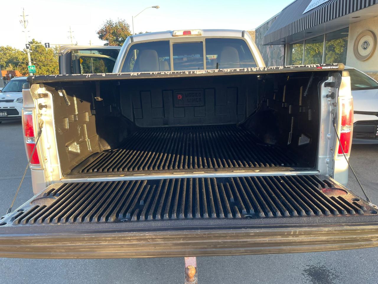 2010 Ford F-150 4WD 4.6L V8 SuperCrew 145" XLT LOW KM - Photo #25