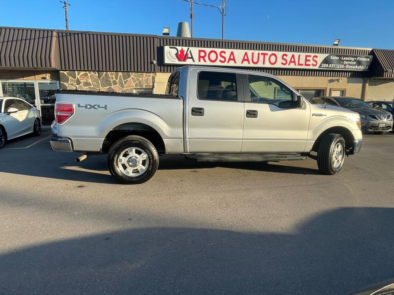 2010 Ford F-150 4WD 4.6L V8 SuperCrew 145" XLT LOW KM - Photo #10