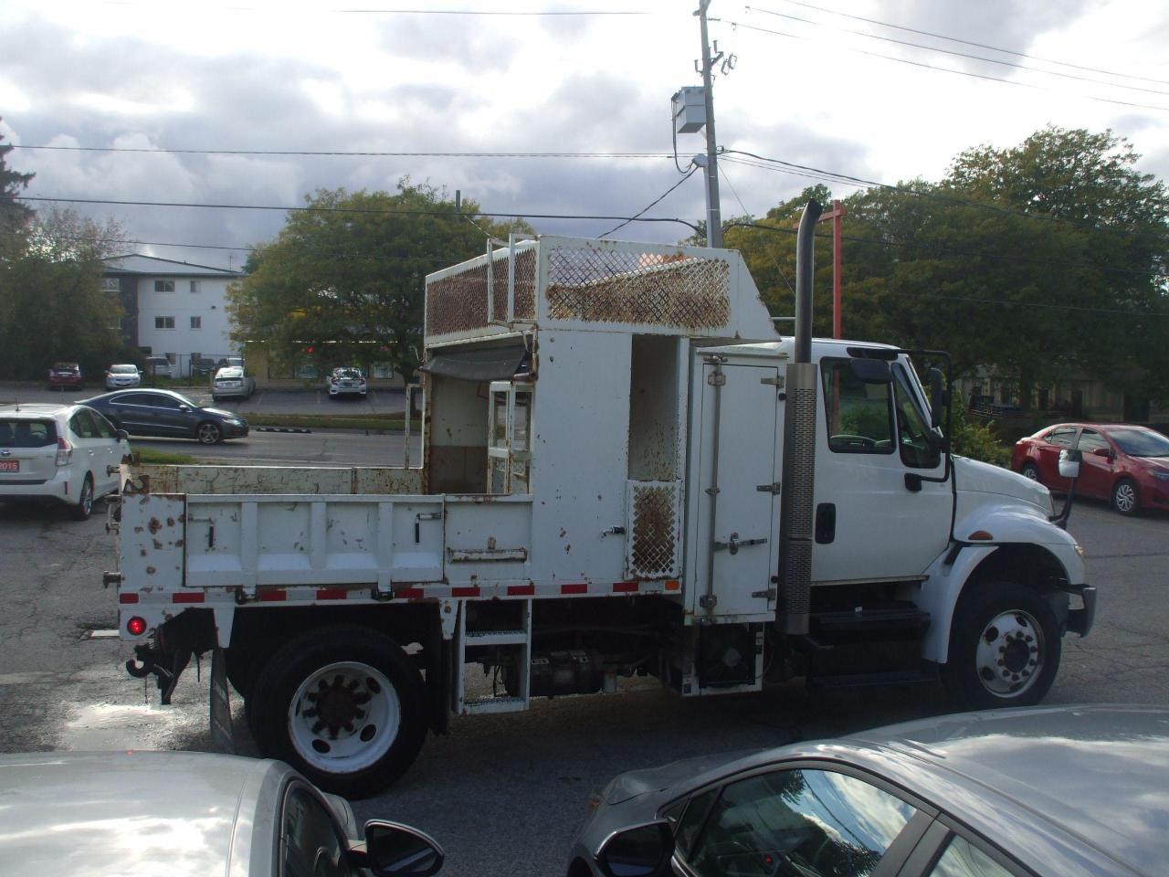 2018 International 4300 6.7 L Cummins,Dump Body,Allison Automatic,124000KM