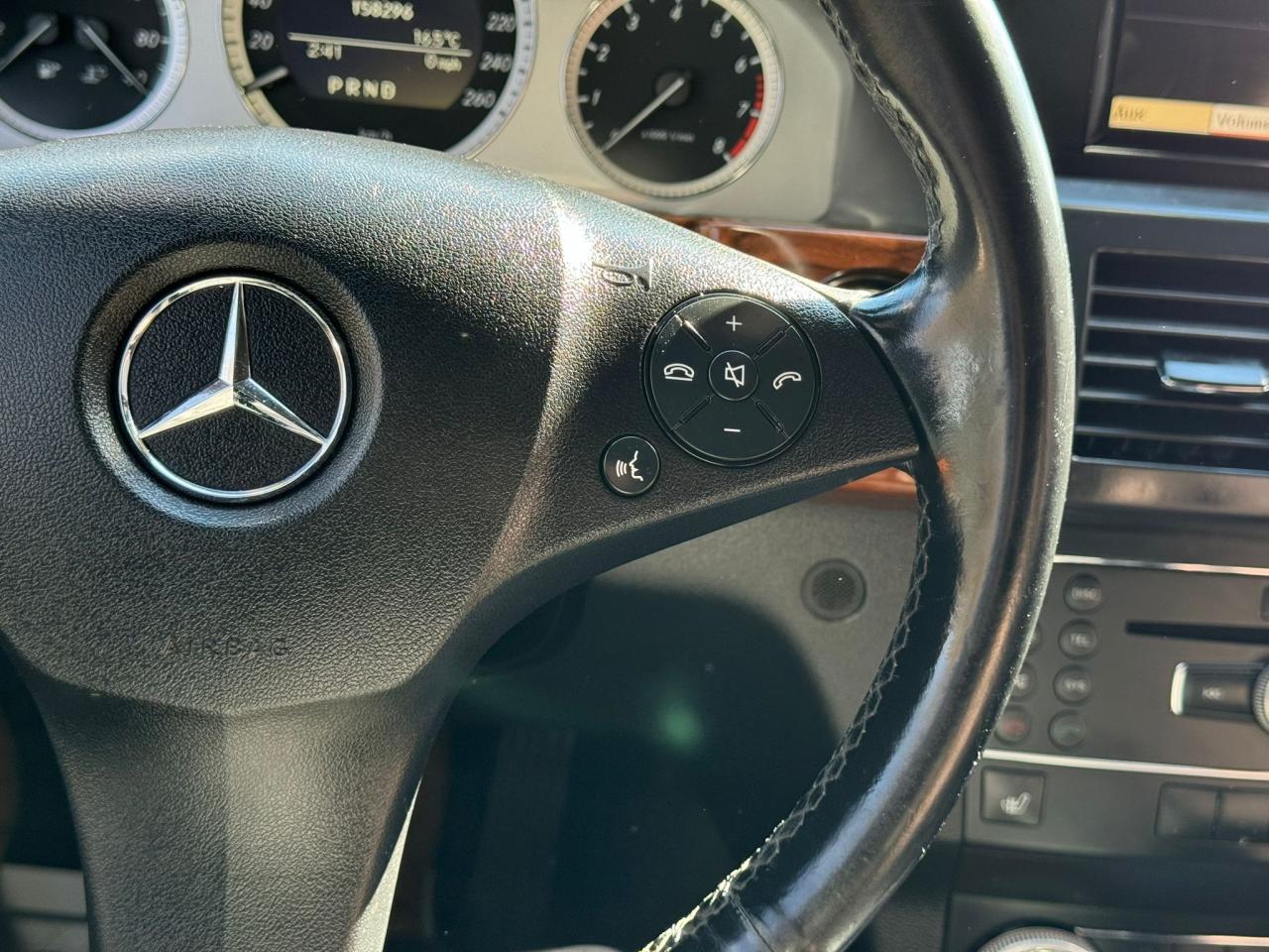 2012 Mercedes-Benz GLK-Class GLK350 4MATIC | CLEAN CARFAX | PANO | LEATHER Photo16