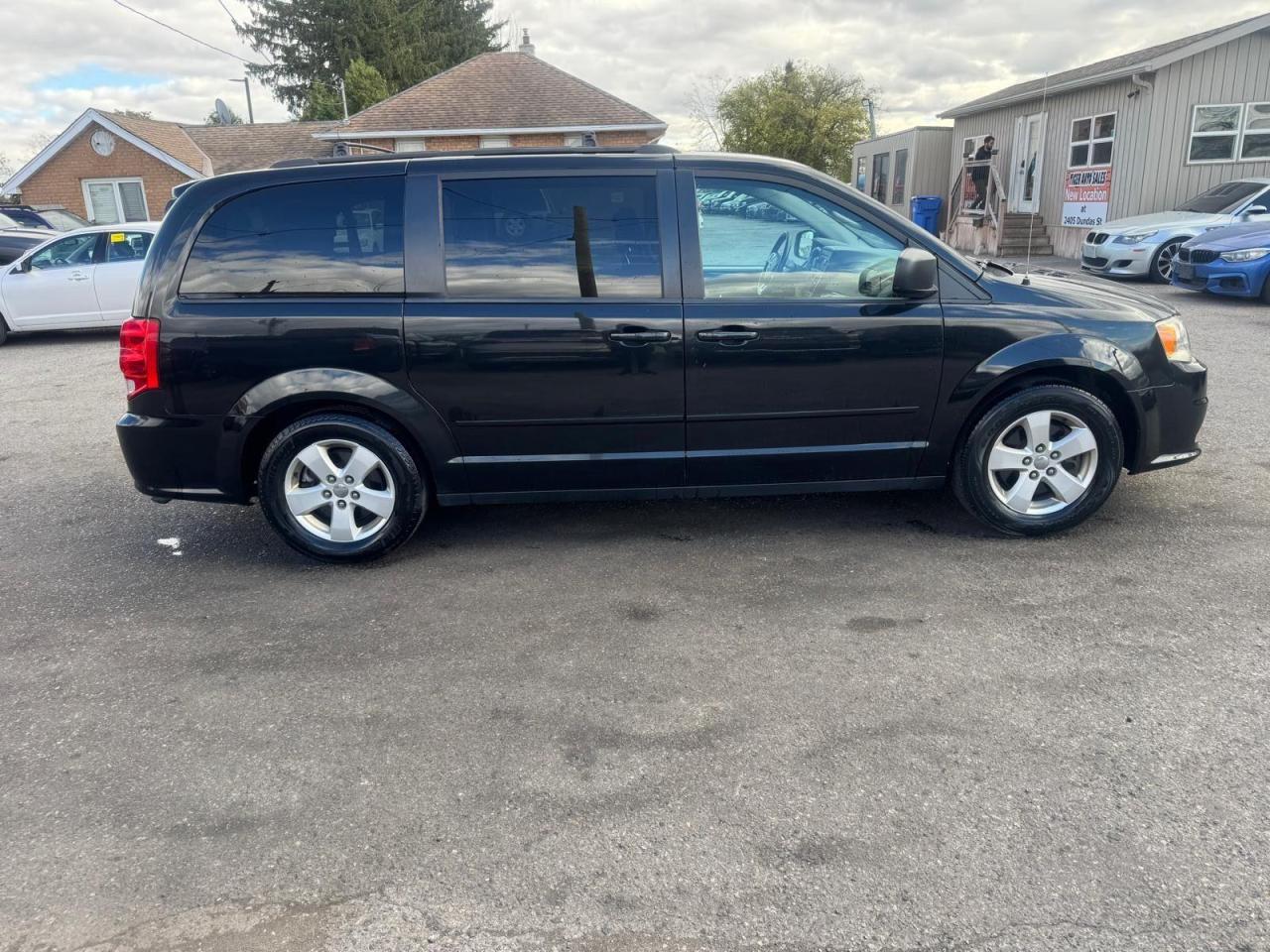 2017 Dodge Grand Caravan SXT, STOW N GO, ONLY 191KMS, CERTIFIED - Photo #6