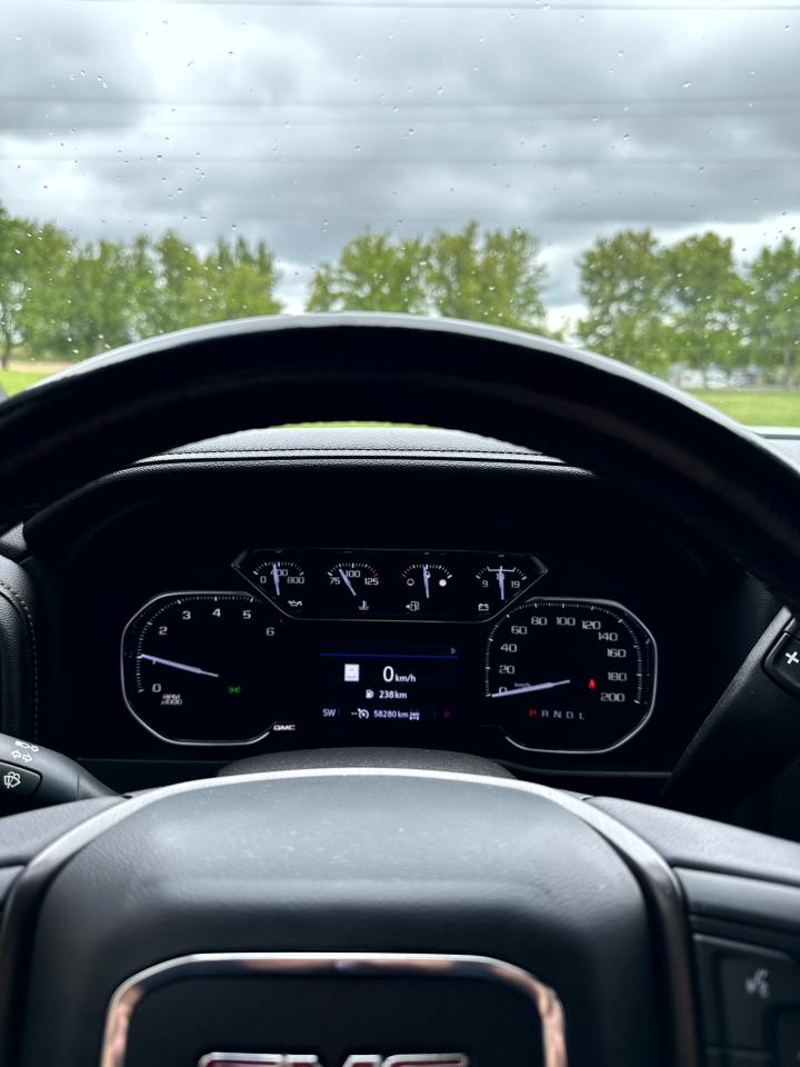 2022 GMC Sierra 1500 AT4 - Photo #18