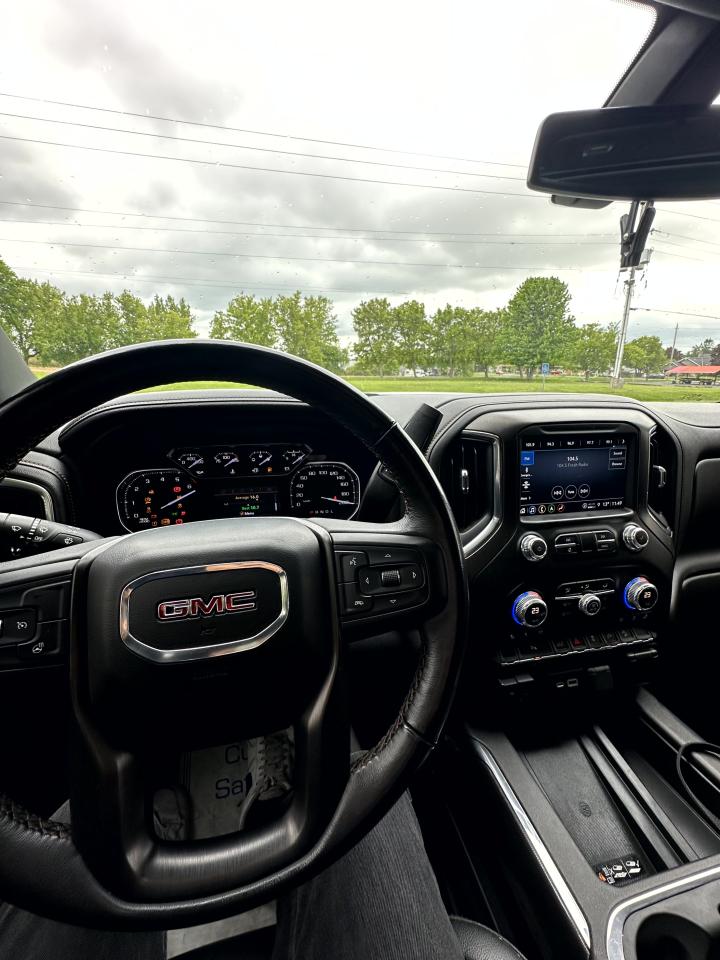 2022 GMC Sierra 1500 AT4 - Photo #17