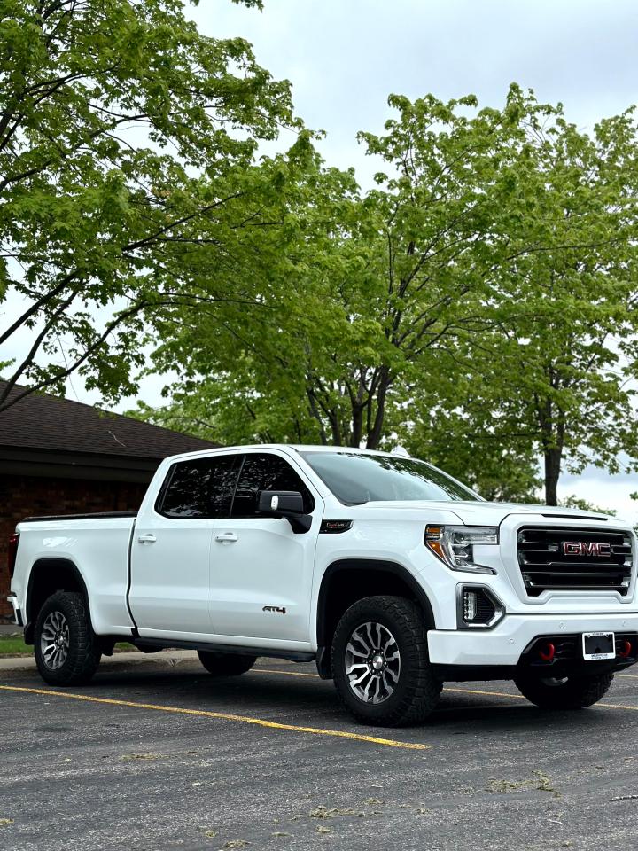 2022 GMC Sierra 1500 AT4 - Photo #3