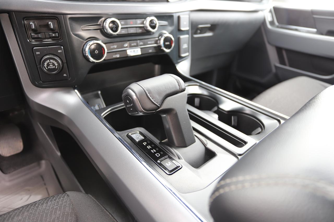 2025 Ford F-150 XLT 4WD SuperCrew 5.5' Box Photo5