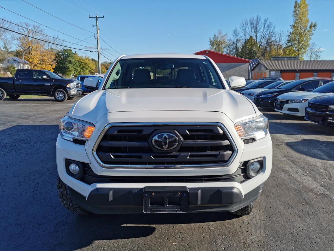 2019 Toyota Tacoma SR5 4X4 - Photo #8