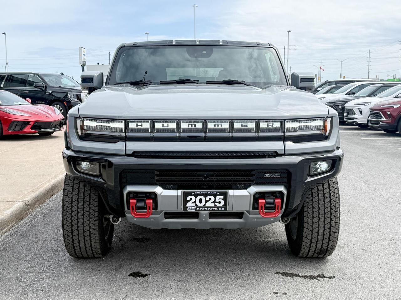 2025 GMC HUMMER EV SUV 3X FULLY ELECTRIC WITH REMOTE START/ENTRY, HEATED SEATS, HEATED STEERING WHEEL, VENTILATED SEATS, INFINITY ROOF, SUPER CRUISE, HITCH GUIDANCE, HD SURROUND VISION Photo