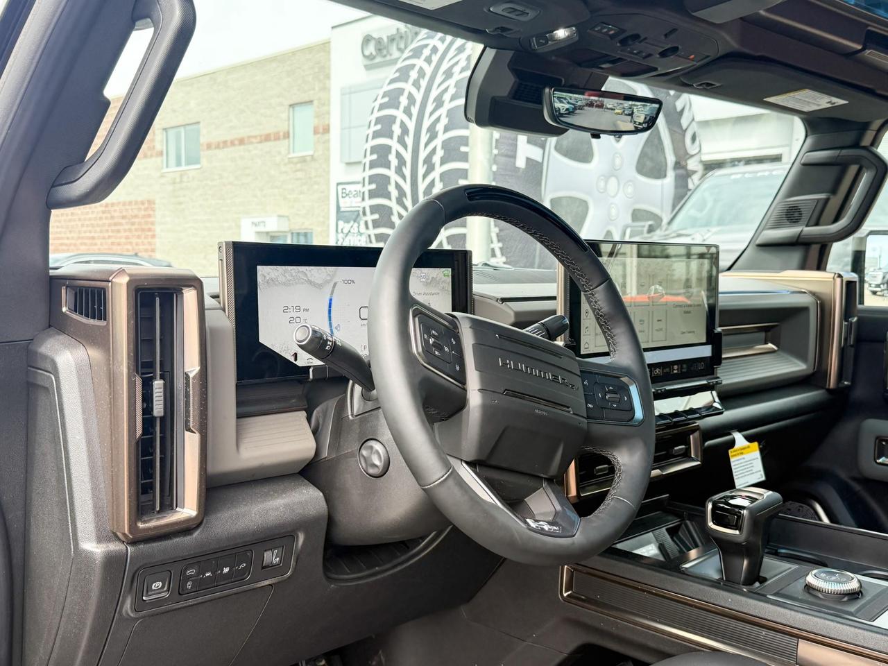 2025 GMC HUMMER EV SUV 3X FULLY ELECTRIC WITH REMOTE START/ENTRY, HEATED SEATS, HEATED STEERING WHEEL, VENTILATED SEATS, INFINITY ROOF, SUPER CRUISE, HITCH GUIDANCE, HD SURROUND VISION Photo