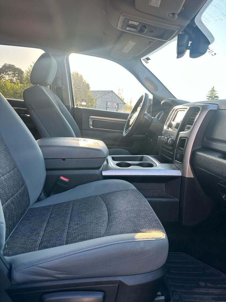 2017 RAM 1500 OUTDOORSMAN - Photo #4
