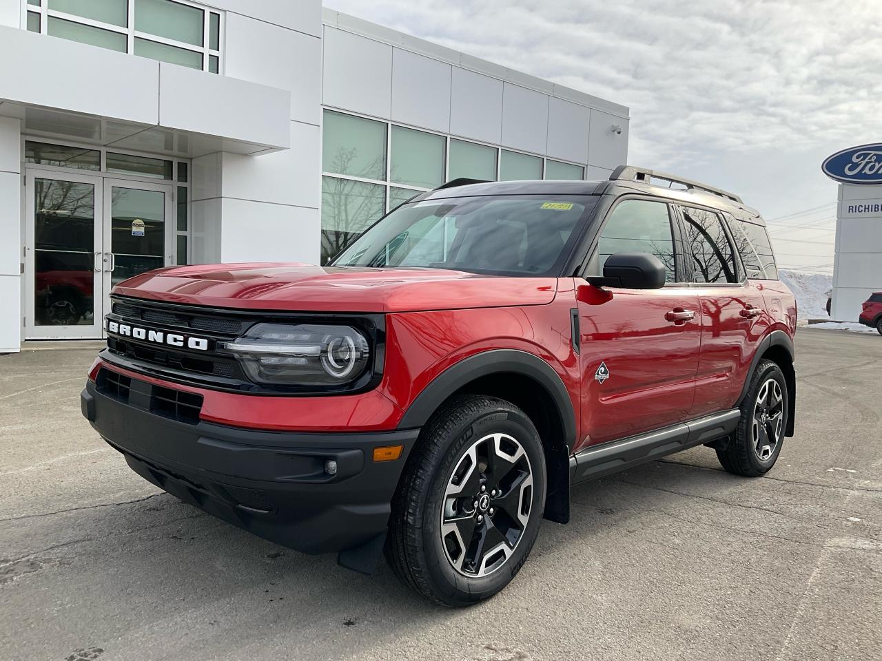 2024 Ford Bronco Sport Outer Banks Photo0