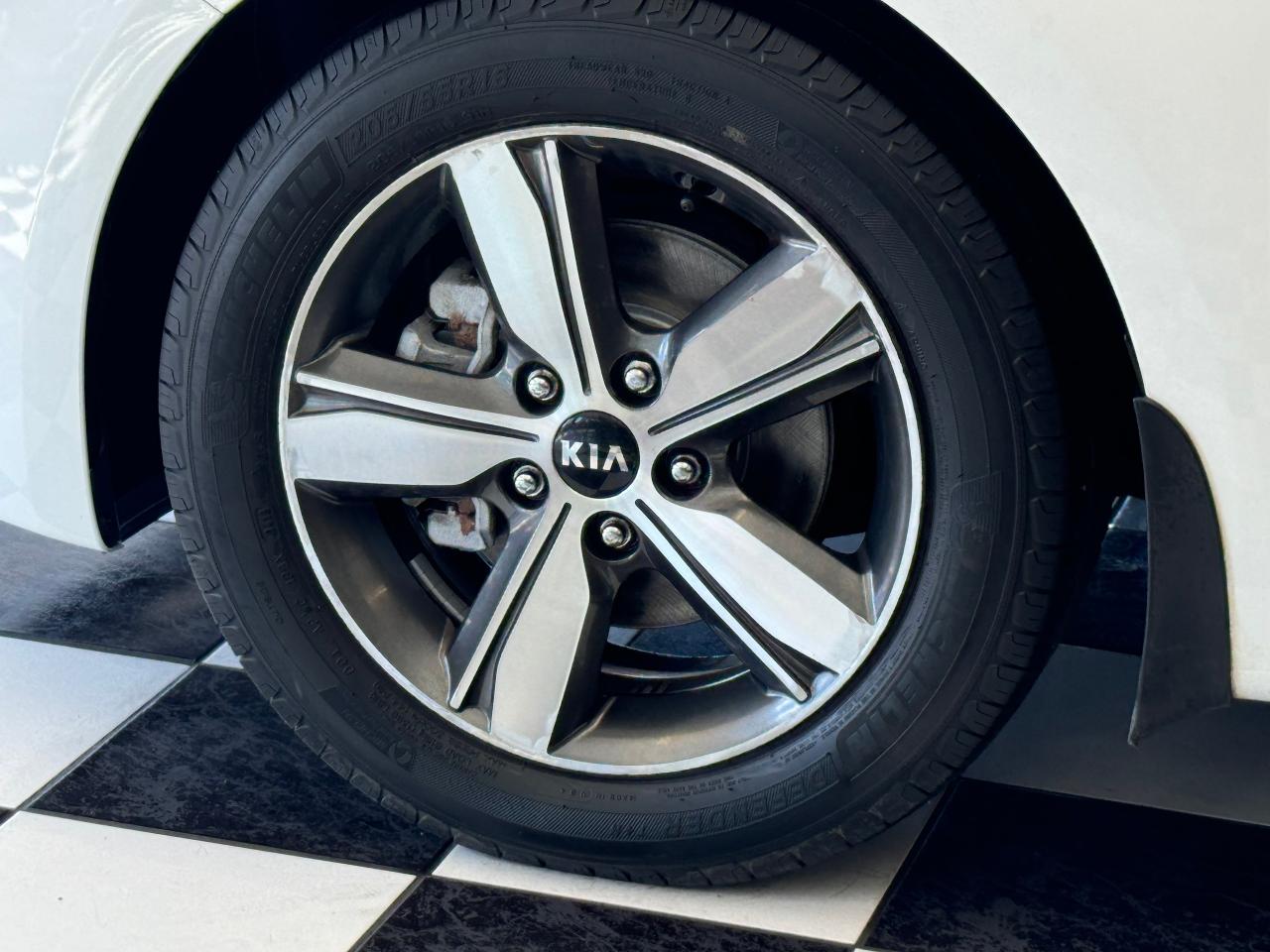 2018 Kia Forte LX+New Brakes+ApplePlay+Heated Seats+CLEAN CARFAX - Photo #52