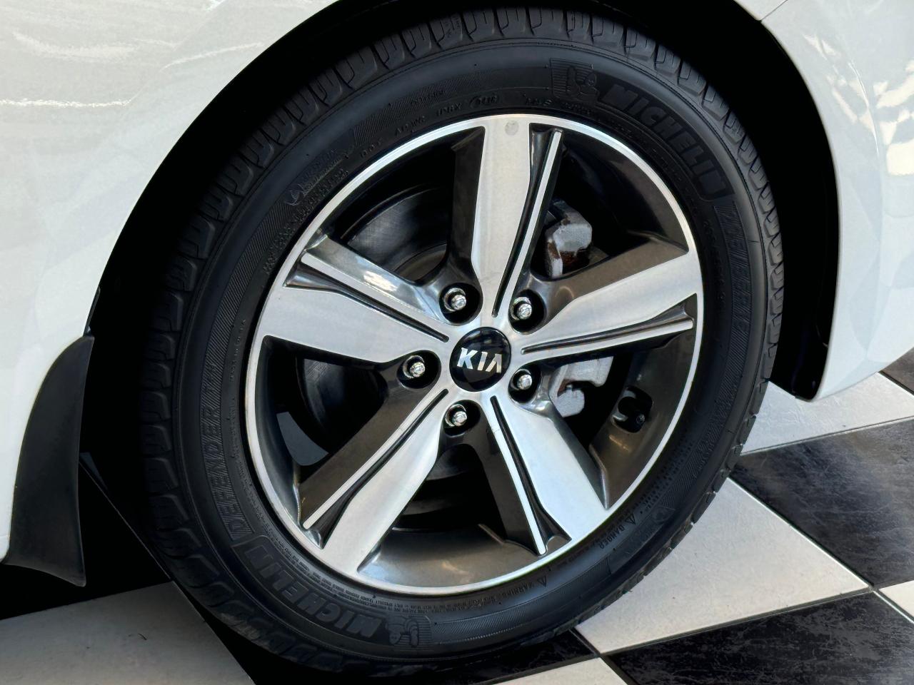 2018 Kia Forte LX+New Brakes+ApplePlay+Heated Seats+CLEAN CARFAX - Photo #55