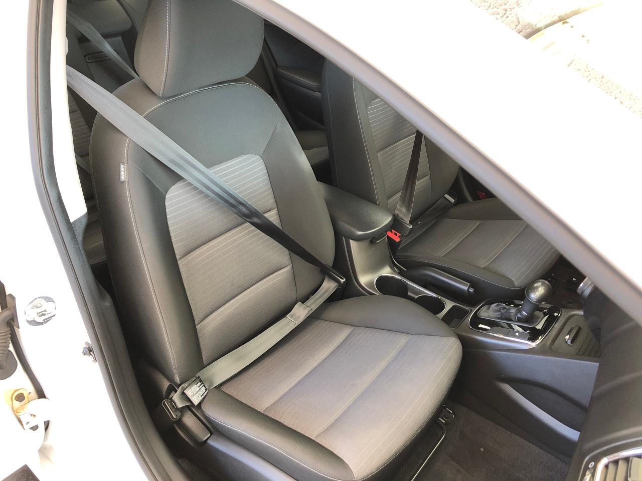 2018 Kia Forte LX+New Brakes+ApplePlay+Heated Seats+CLEAN CARFAX - Photo #19