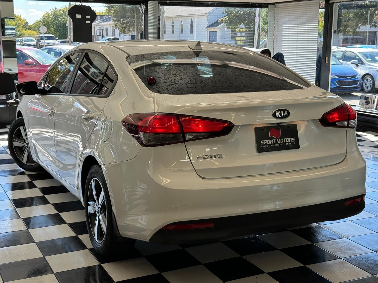 2018 Kia Forte LX+New Brakes+ApplePlay+Heated Seats+CLEAN CARFAX Photo74
