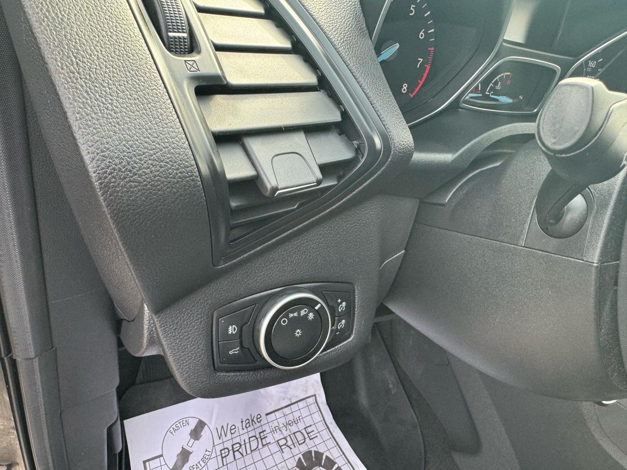 2017 Ford Escape SE - Photo #21