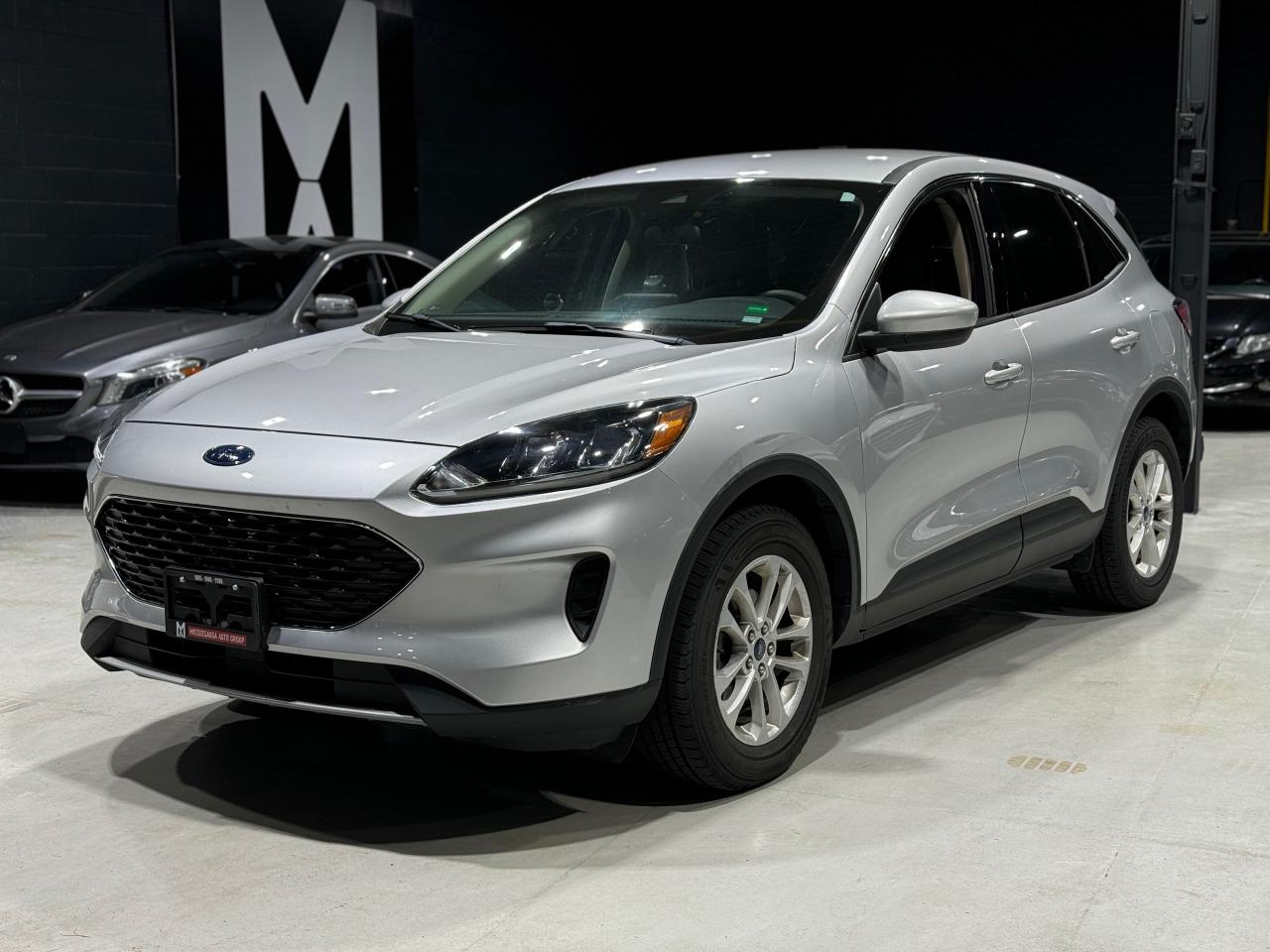 Used 2020 Ford Escape SE AWD for sale in Mississauga, ON