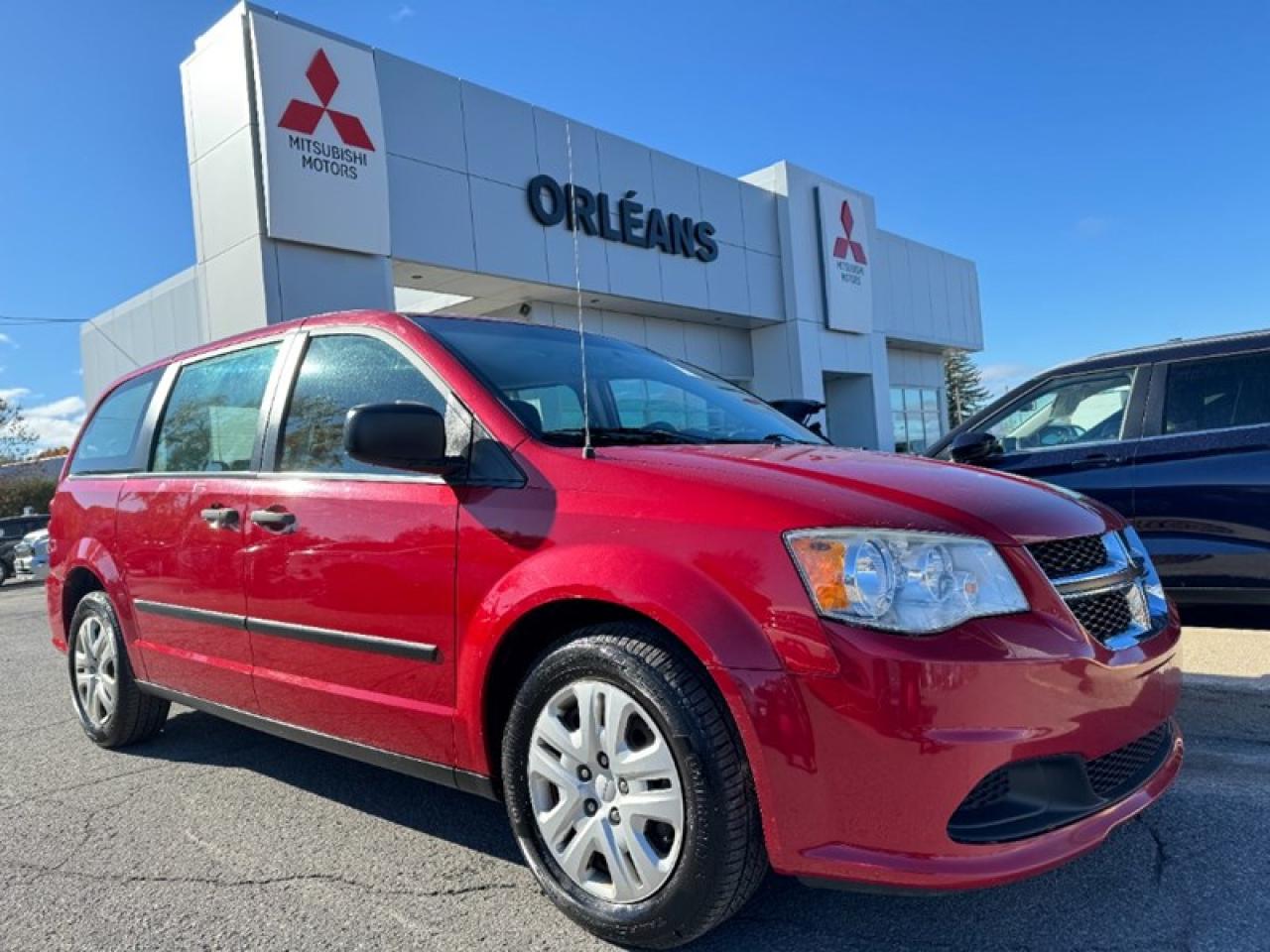 Used 2013 Dodge Grand Caravan SE for sale in Orléans, ON