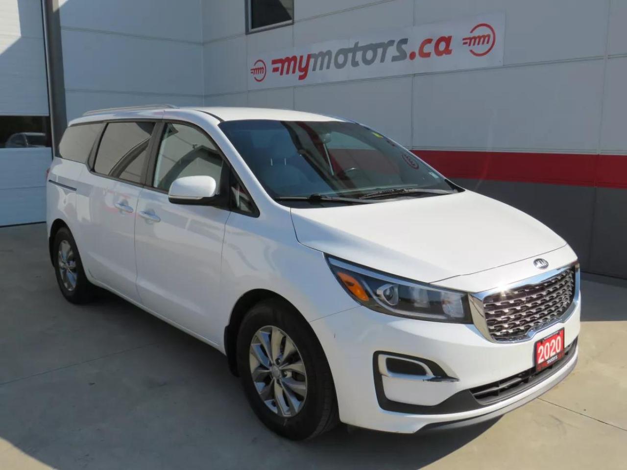 Used 2020 Kia Sedona LX (**ALLOY RIMS**POWER SEATS**STOW AND GO SEATING**DIGITAL TOUCH SCREEN**HEATED SEATS**HEATED STEERING WHEEL**REVERSE CAMERA**REAR CLIMATE CONTROL**BLUETOOTH**CRUISE CONTROL**USB/AUX**) for sale in Tillsonburg, ON