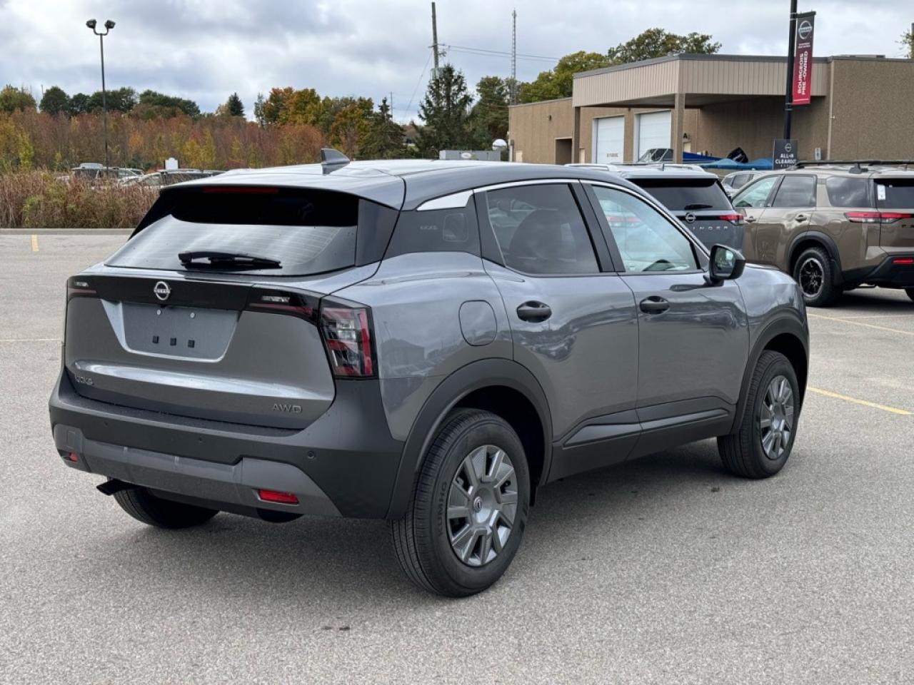 2025 Nissan Kicks S AWD Photo3