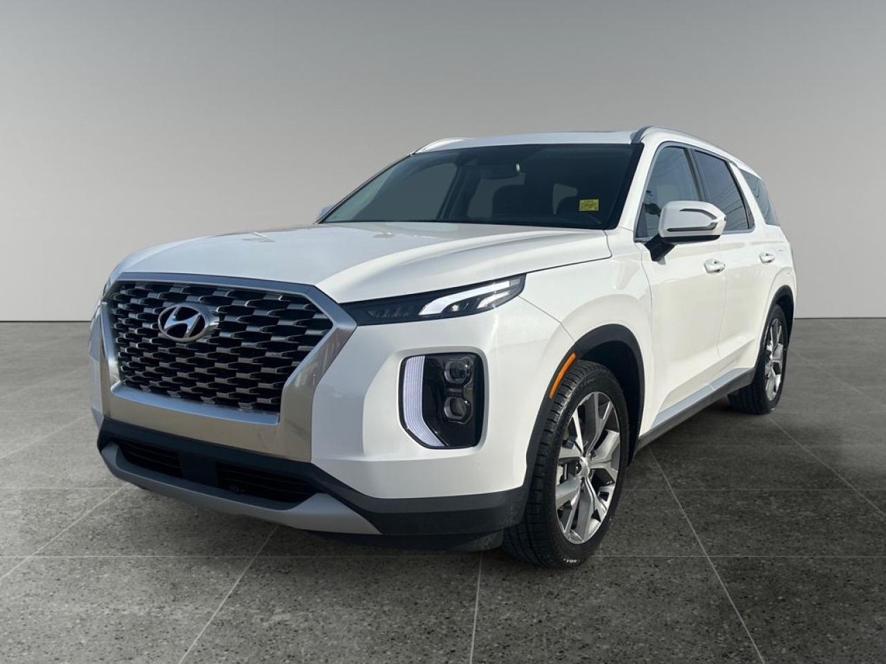 Used 2022 Hyundai PALISADE Preferred - Sunroof -  Memory Seats for sale in Saskatoon, SK