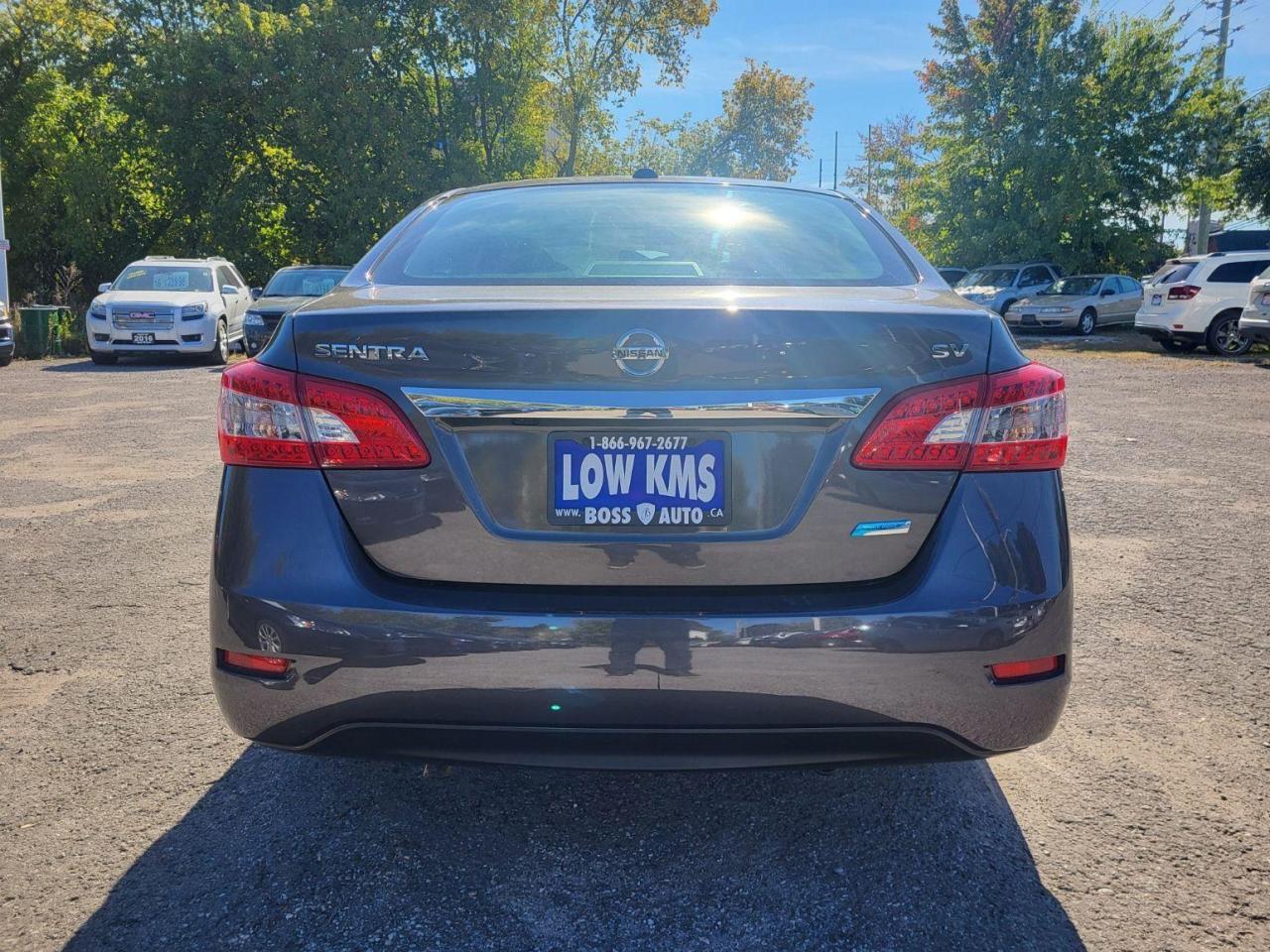 2015 Nissan Sentra SV Photo3